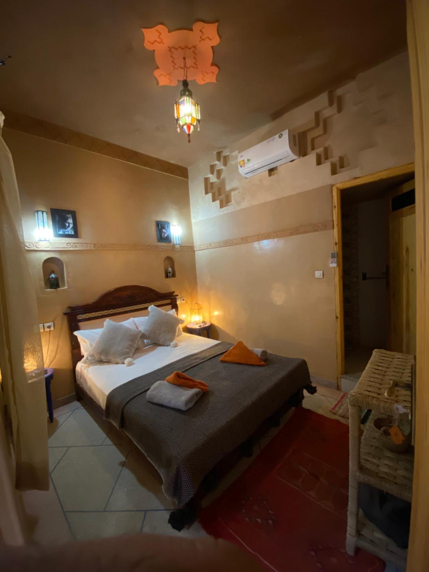 Berber Nomad Kasbah Bed & Breakfast เอ็นค็อบ ภายนอก รูปภาพ